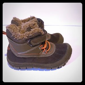 OshKosh B’Gosh Size 6 Baby